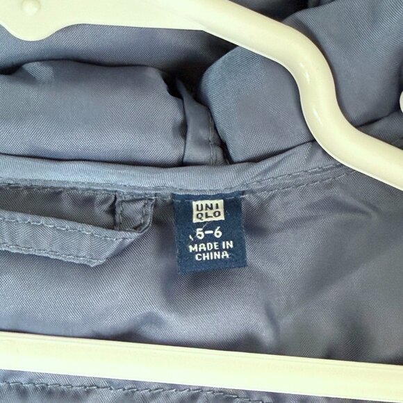 Uniqlo Kids Puffer Lightweight Full Zip Hooded Nylon Jacket Girl Boy 5 6 Blue - Picture 2 of 8